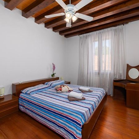 شقة Giulia House البندقية المظهر الخارجي الصورة
